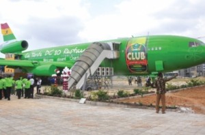 La-Tante-DC-10-Restaurant-airways-Ghana