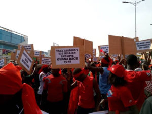Tarkwa Banso Youth demonstrates against GMCL