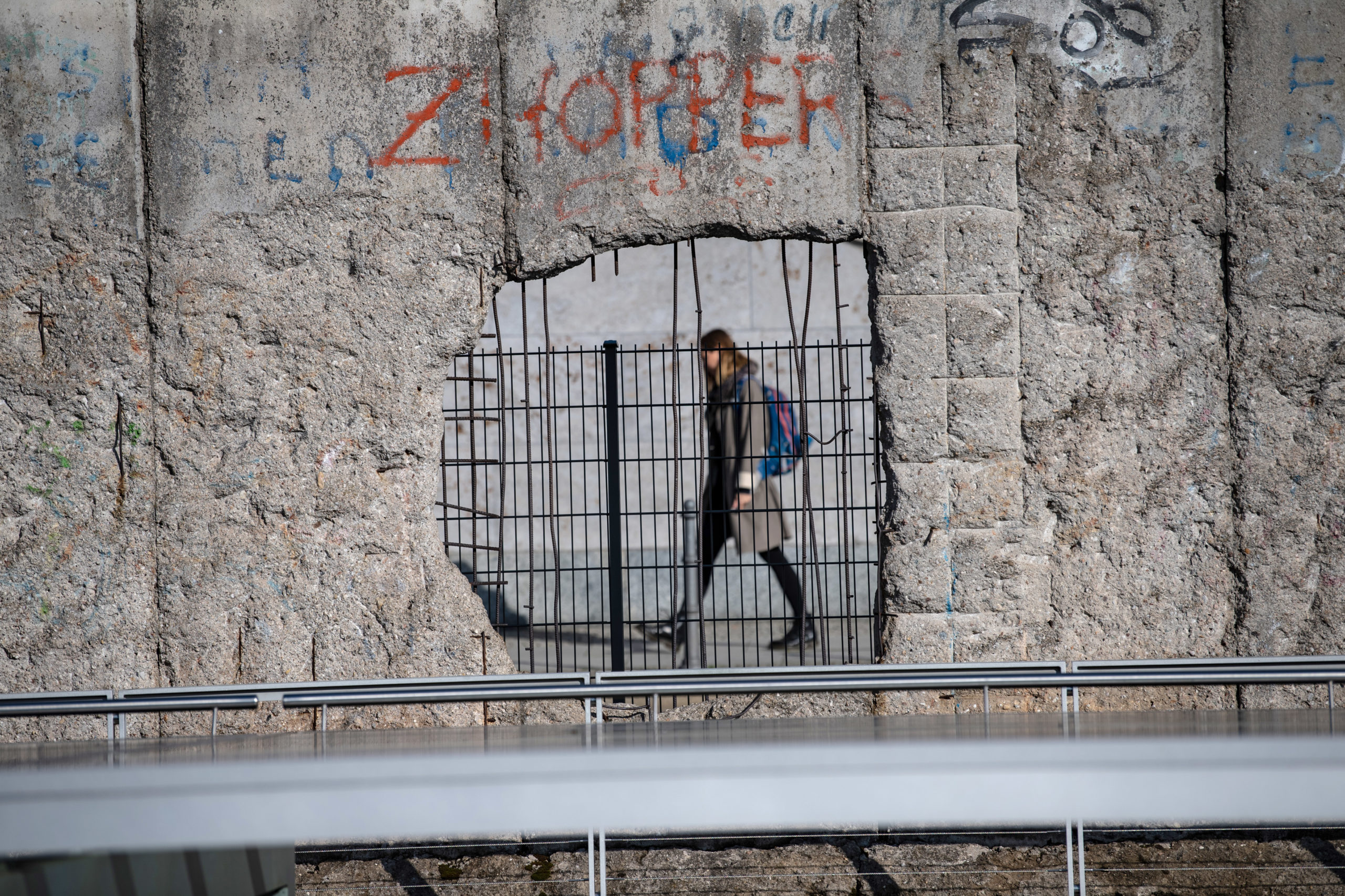 Key events from the fall of the Berlin Wall to German unity