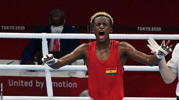 Samuel Takyi quits amateur boxing, signs professional deal with Streetwise Management 