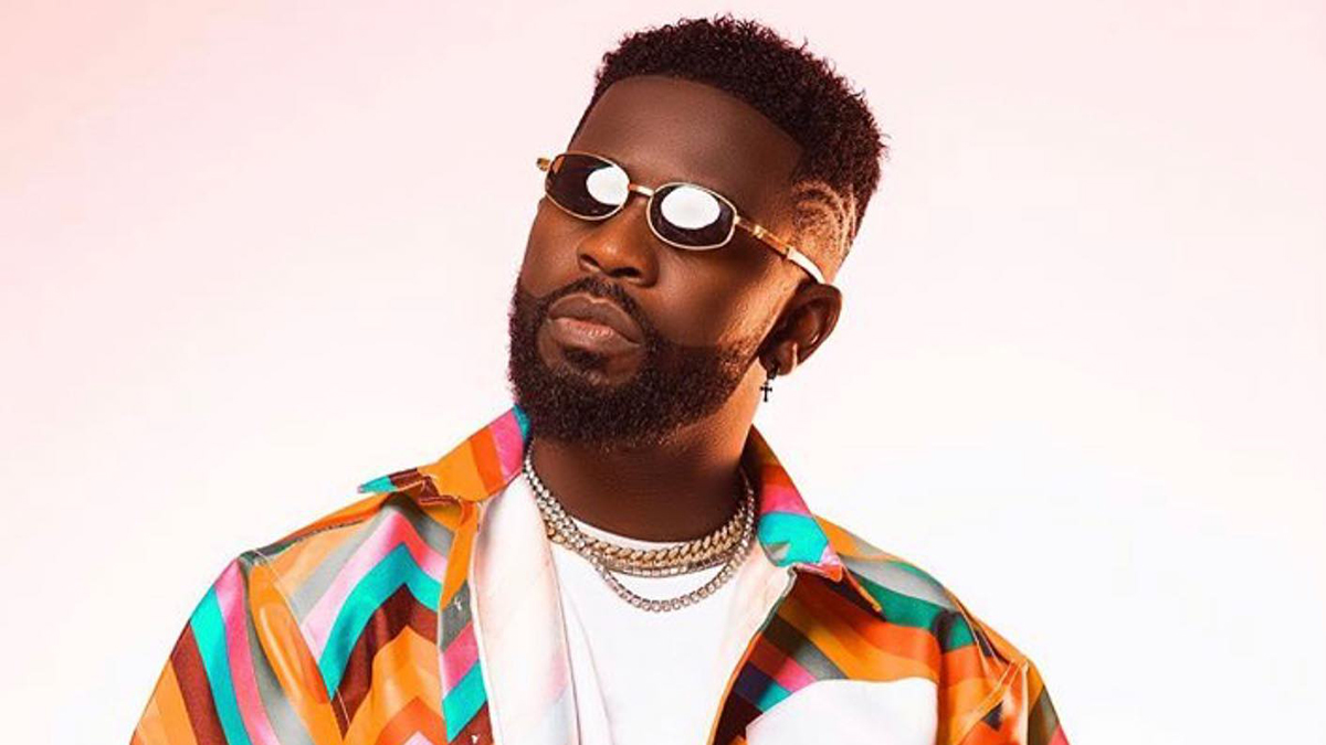 Bisa Kdei features Memphis Depay, Stonebwoy, Kidi, others on his forthcoming album titled ‘Original’