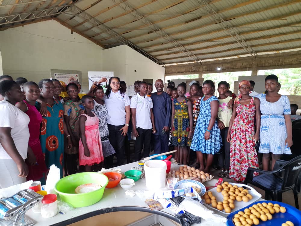 Teen mothers, adolescent girls in Volta trained in cassava flour processing