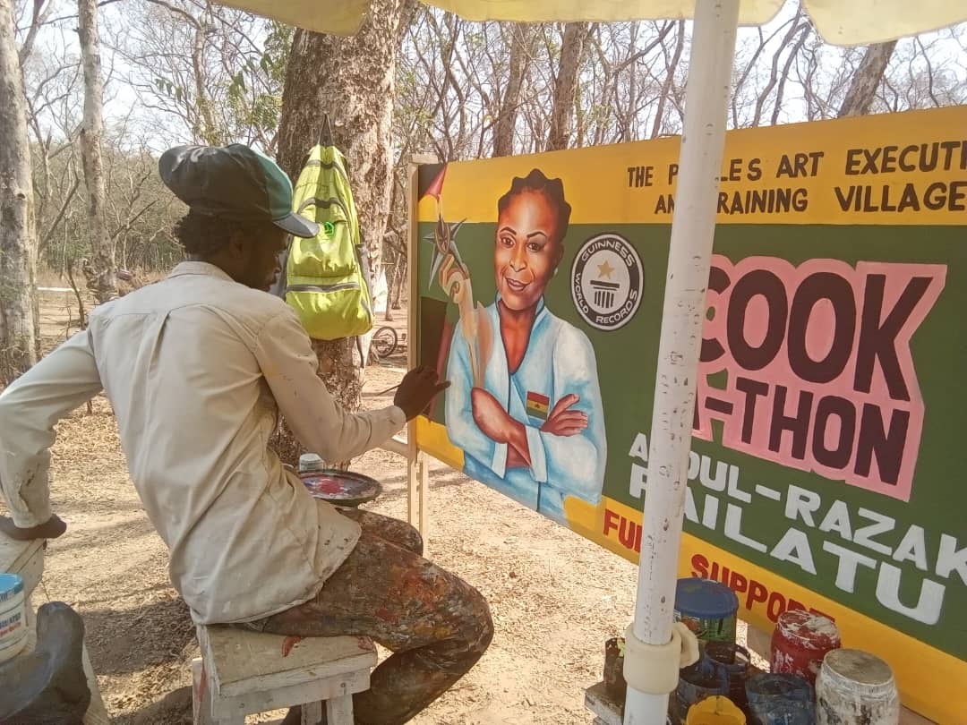 Artist supports longest cooking attempt in Ghana with painting talent
