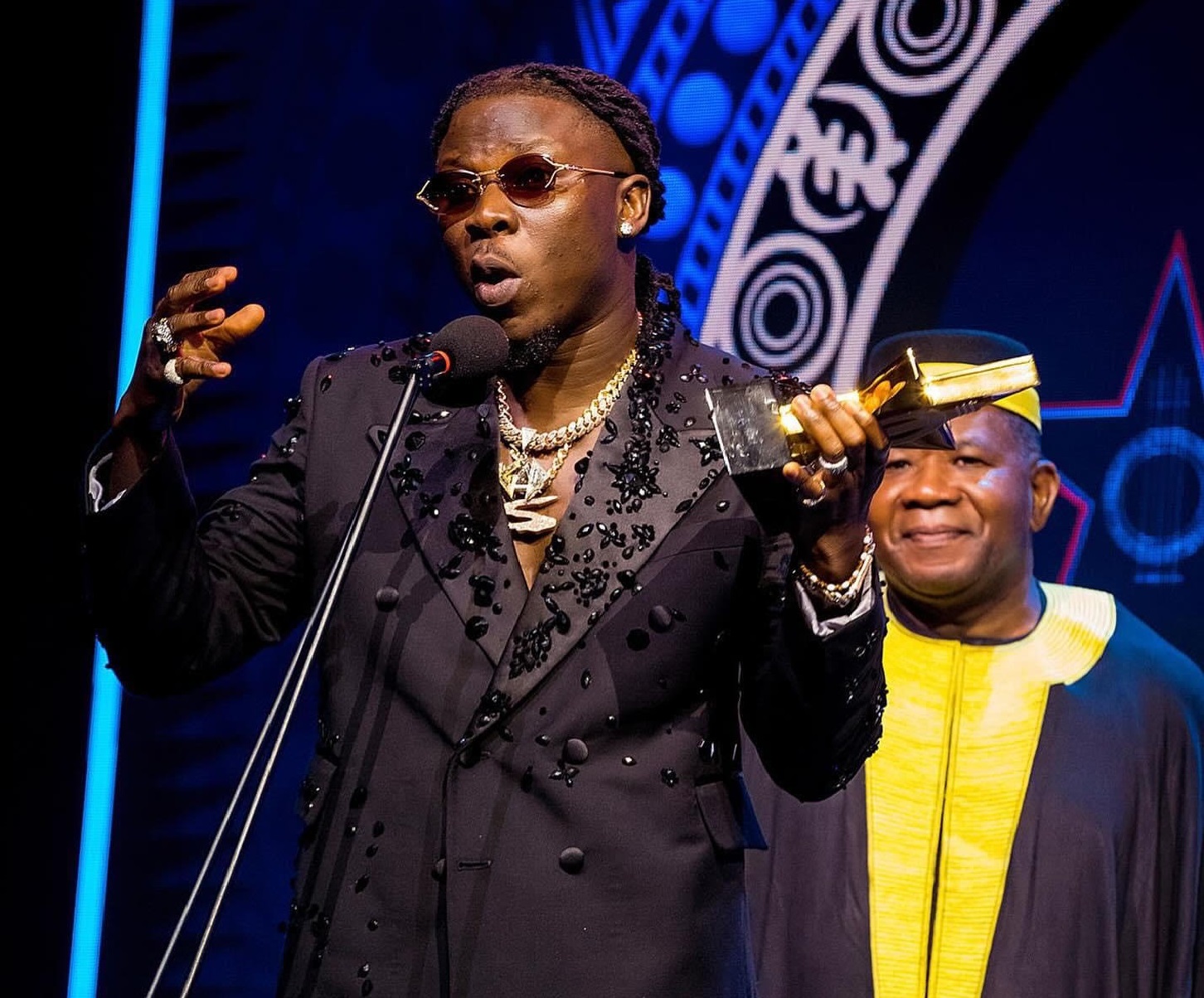 Stonebwoy wins second Artiste of the Year award at 25th TGMA