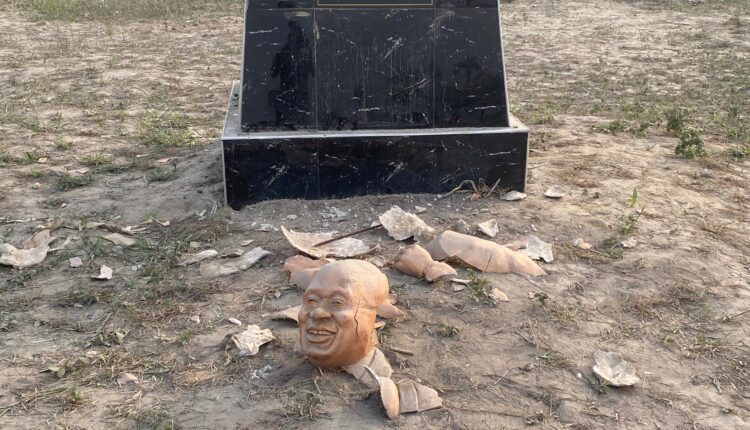 Social Statue Vandalized 1