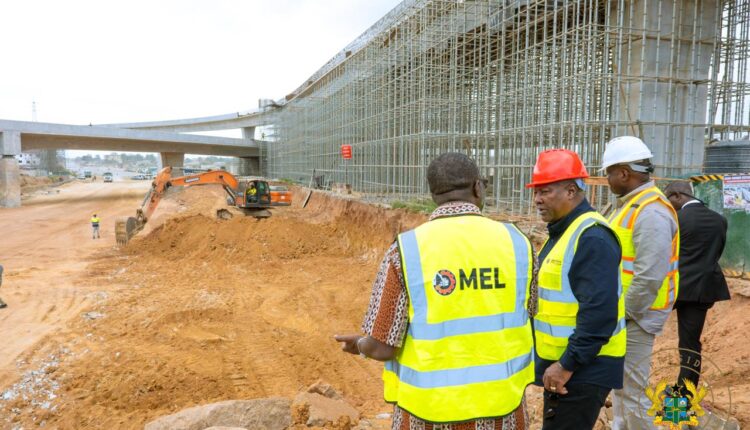 President-Mahama-inspects-work-on-Ofankor-Road-4